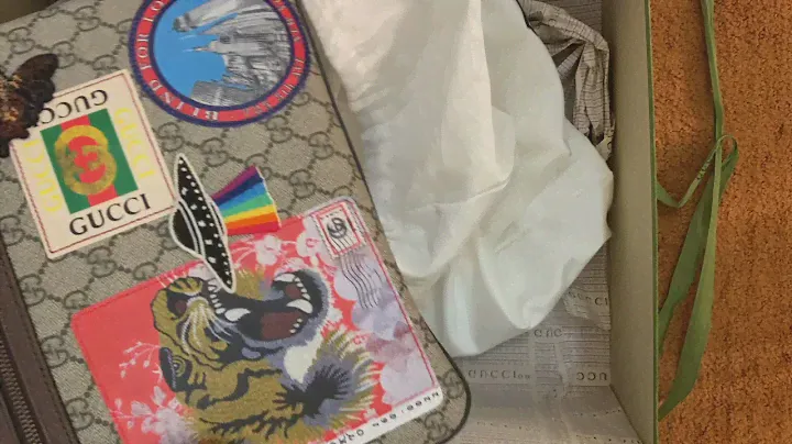 Unboxing Gucci Messenger Bag